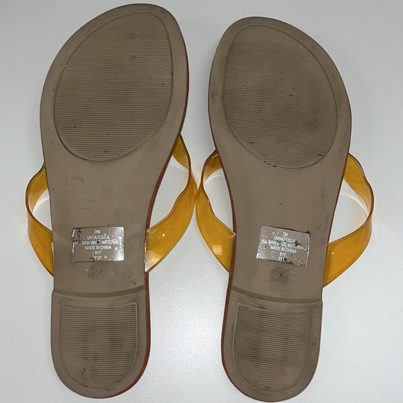Unisa size 7 flip flops mixed material - Picture 7 of 8